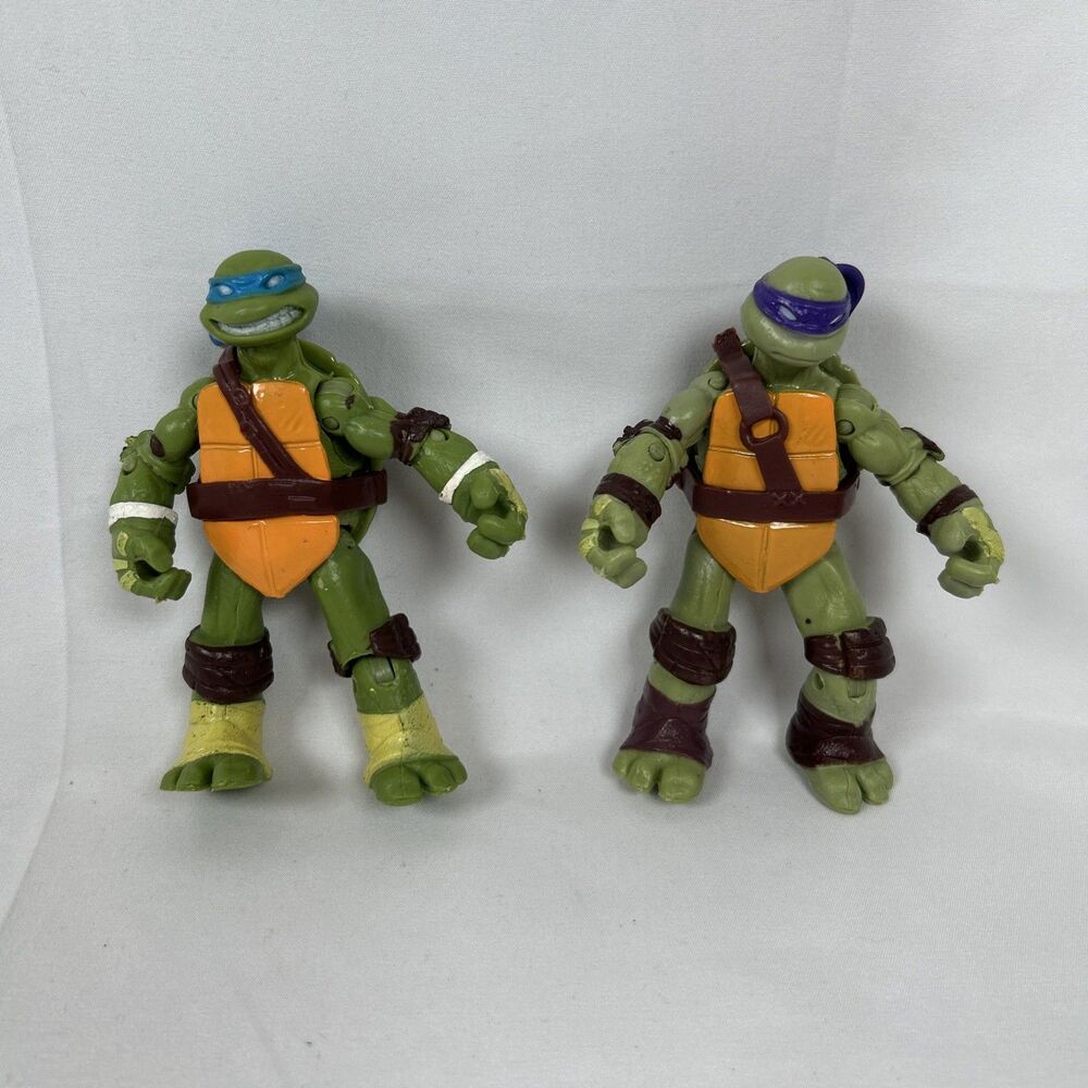 TMNT Teenage Mutant Ninja Turtles 2012 Donatello Leonardo Blue Purple 4.75”